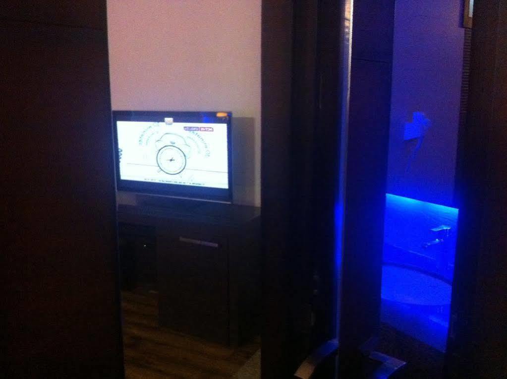 Beyond Hotel New Delhi Luaran gambar
